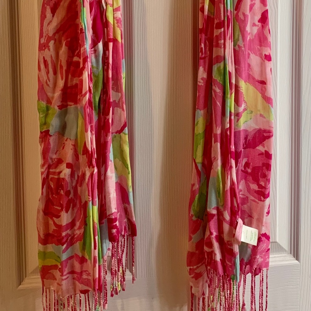 Hottie pink first impressions scarf
